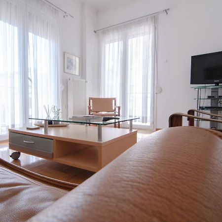 Appartement The Rebel'S Temple à Athènes Extérieur photo