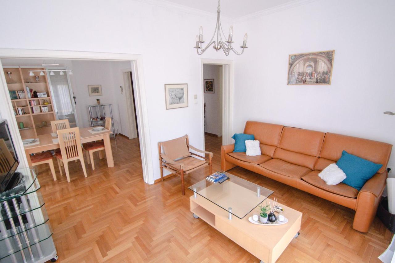Appartement The Rebel'S Temple à Athènes Extérieur photo
