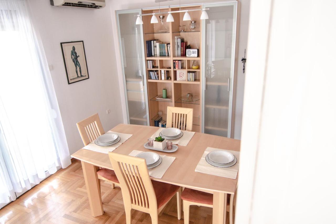 Appartement The Rebel'S Temple à Athènes Extérieur photo